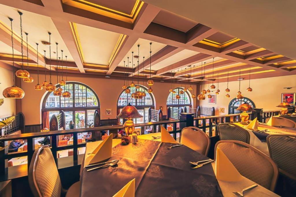 Hotel Corvin Gyula Exteriér fotografie